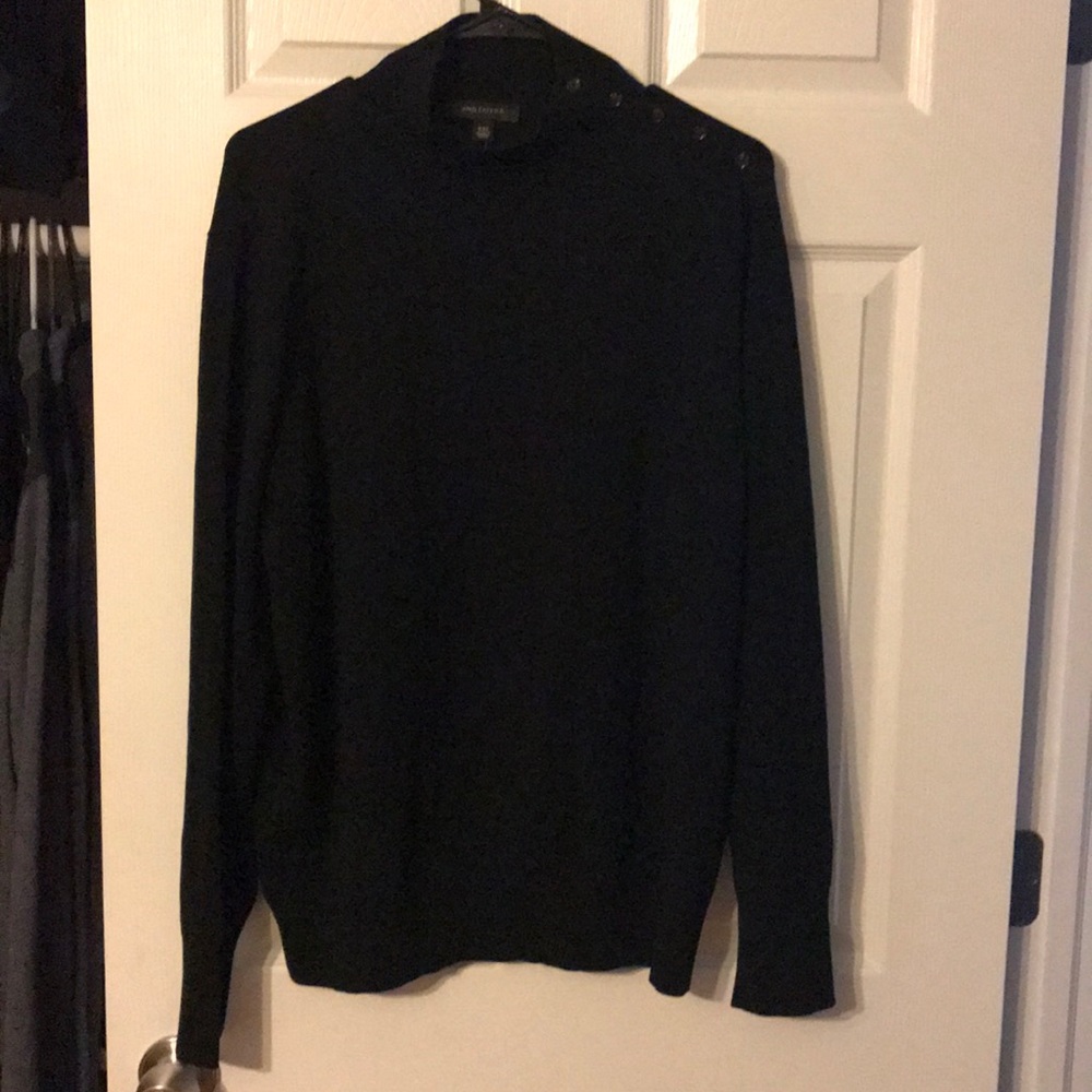 And Taylor sweater